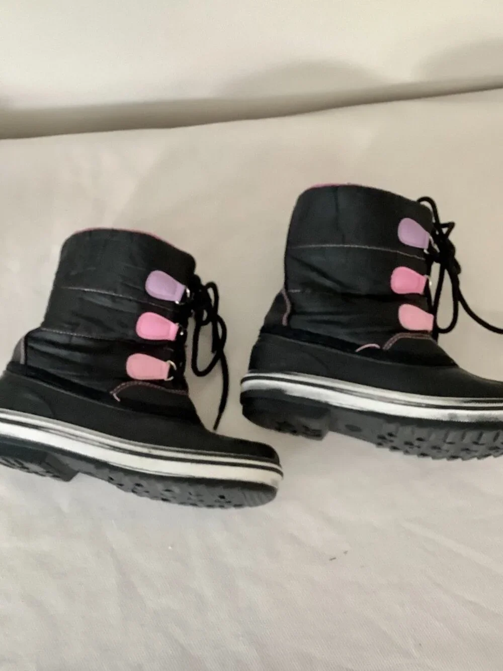 Girls Boots Tie Black Pink Sz 2. Portland Boot Company